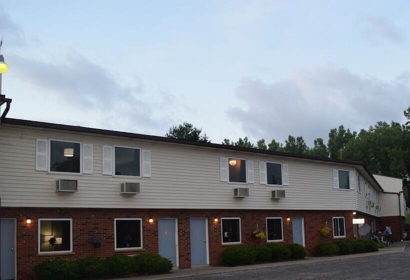 Attican Motel   Attica   Batavia   Warsaw   Darien Lake