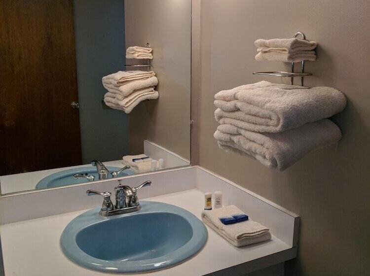 Attican Motel   Attica   Batavia   Warsaw   Darien Lake