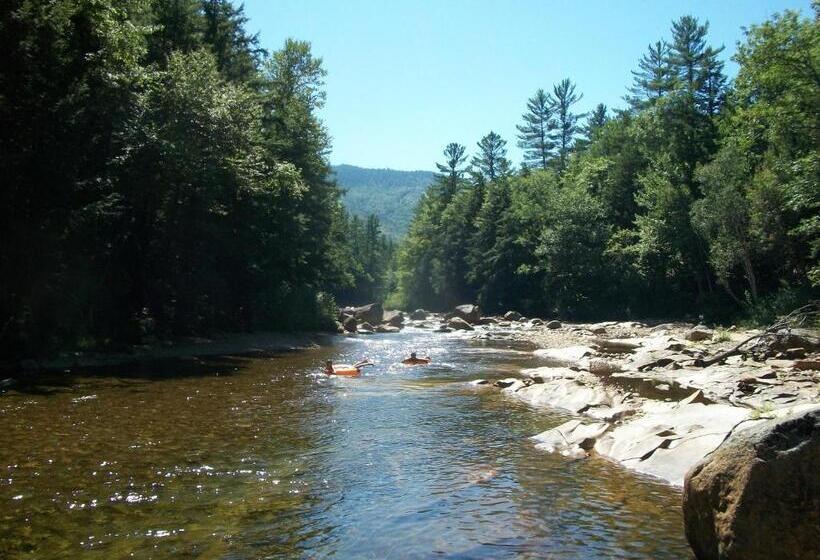 민박 Covered Bridge House