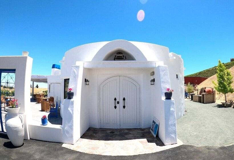 민박 Sirena Vineyard Resort