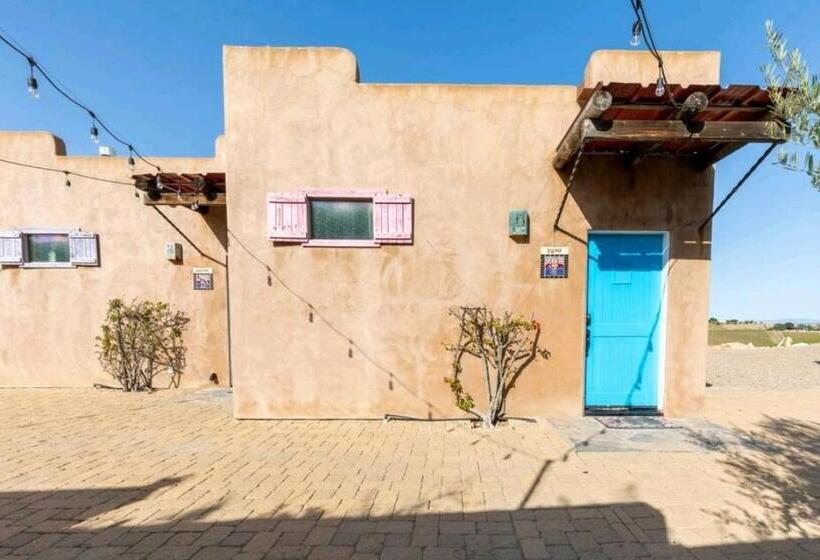 민박 Sirena Vineyard Resort