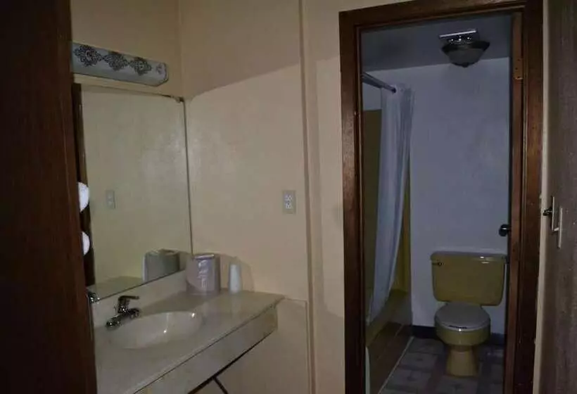 Budget Inn Motel