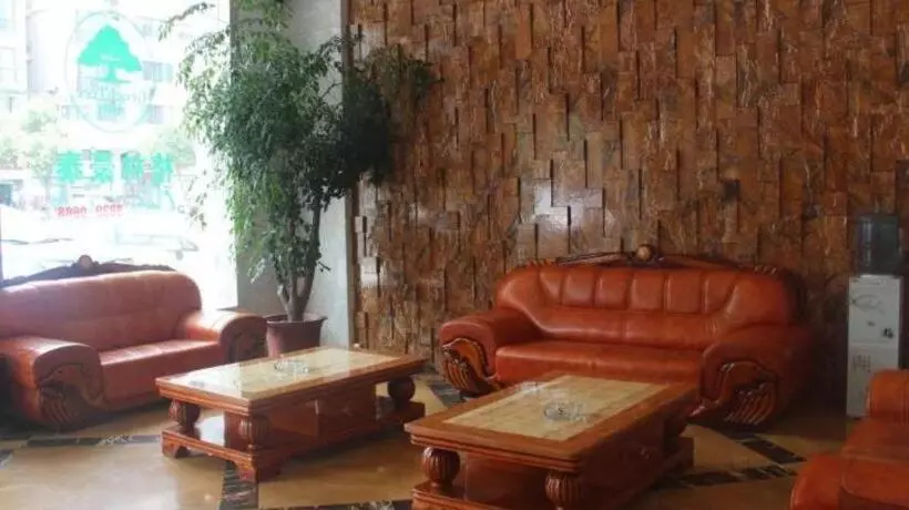 Hotelli Greentree Alliance Ningbo Metro South Changshou Road Branch