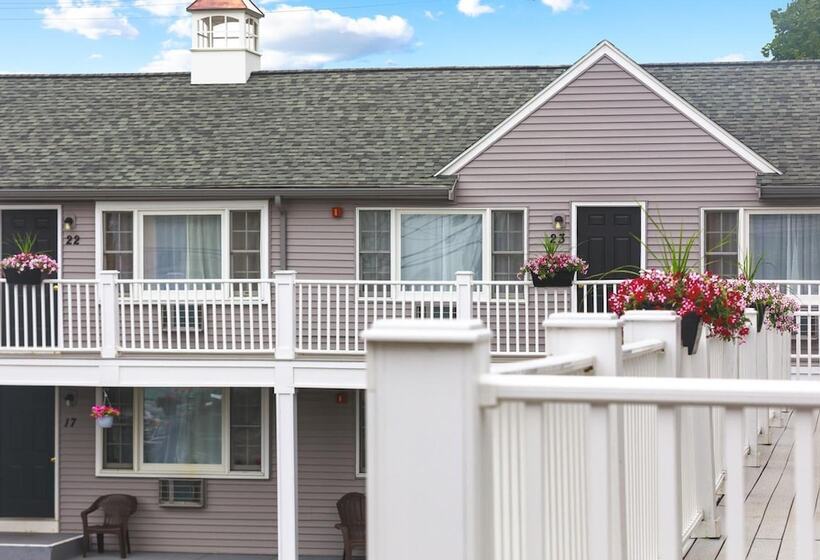 בית מלון כפרי Nantasket Beach