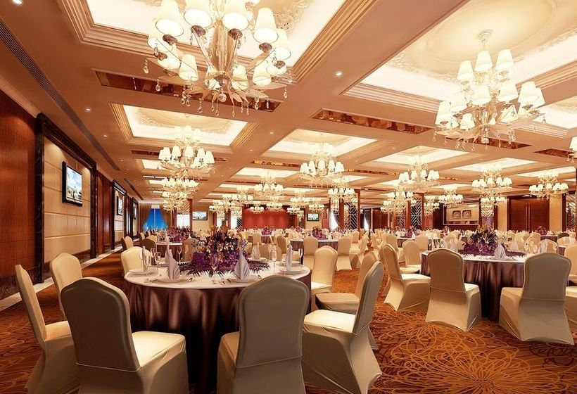 Отель Quanzhou Huarong