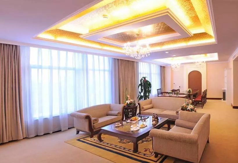 ホテル Xinjiang Tianyuan