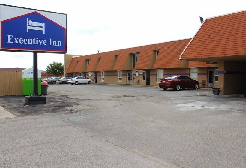 モーテル Executive Inn By Belvilla Owatonna Hwy 35