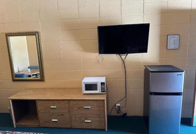 فندق على الطريق Fireside Inn