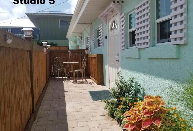 모텔 Haley S At The Anna Maria Island Inn