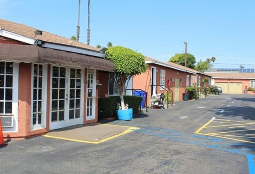 Мотель Oceanside Inn & Suites