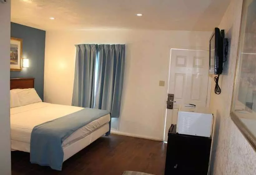 モーテル Oceanside Inn & Suites