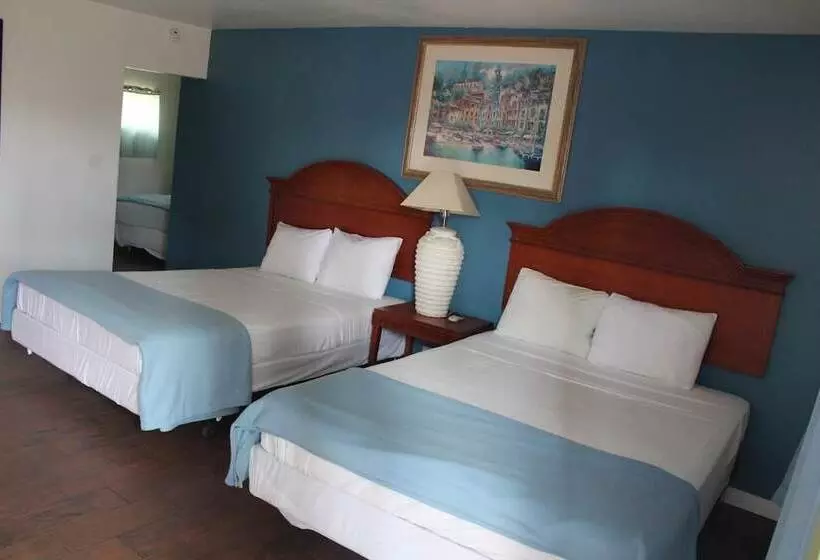 モーテル Oceanside Inn & Suites