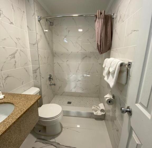 מוטל Relax Inn North Babylon