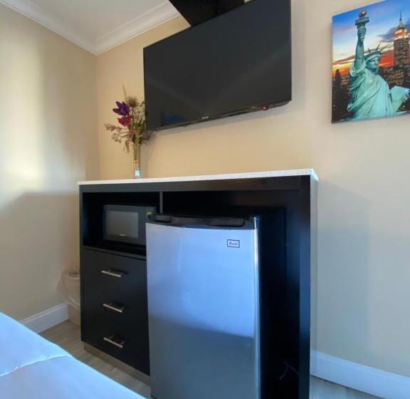 מוטל Relax Inn North Babylon