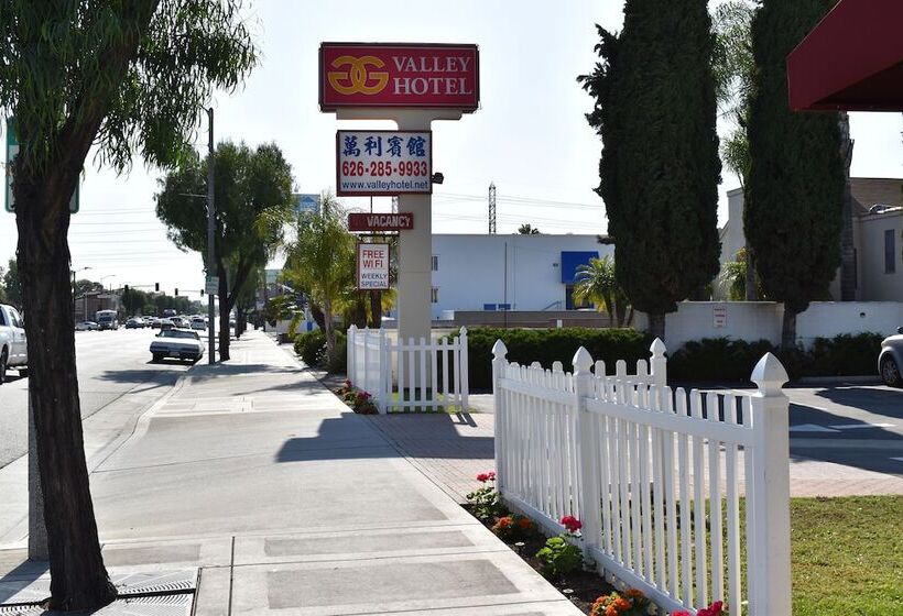 فندق على الطريق Valley