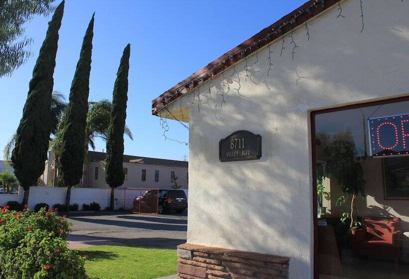 فندق على الطريق Valley