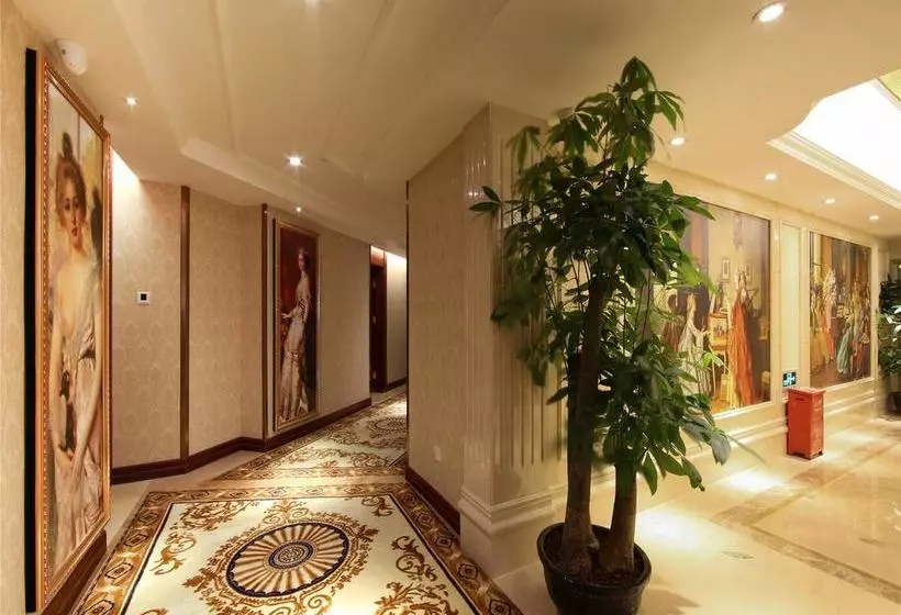 Vienna International Hotel Shenzhen Diwang South Bao An Road