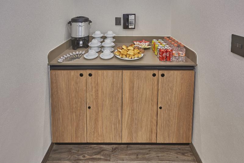 هتل City Express Plus By Marriott Puerto Vallarta