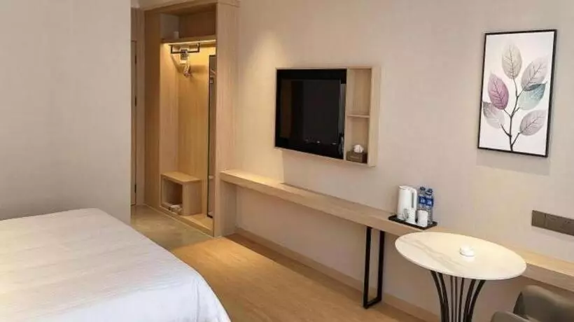 Hotelli Greentree Inn Chizhou Pingtian Lake Qingfeng Avenue Business