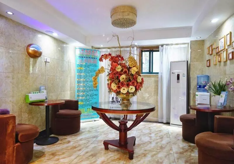 Hotelli Greentree Inn Shanghai Baoshan 128 Memorial Road Tonghe Road Shell