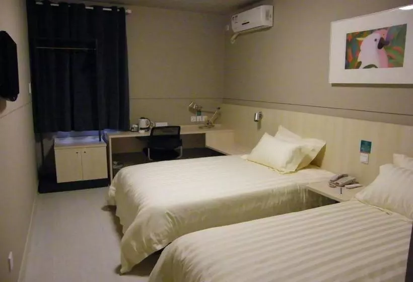 ホテル Jinjiang Inn Yichun Water Park Branch