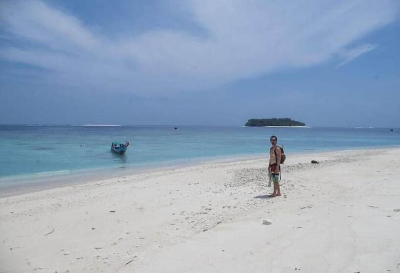 Hostel Nyang Ebay Surf Camp