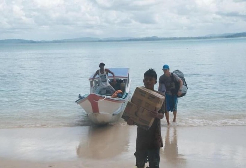 Hostel Nyang Ebay Surf Camp