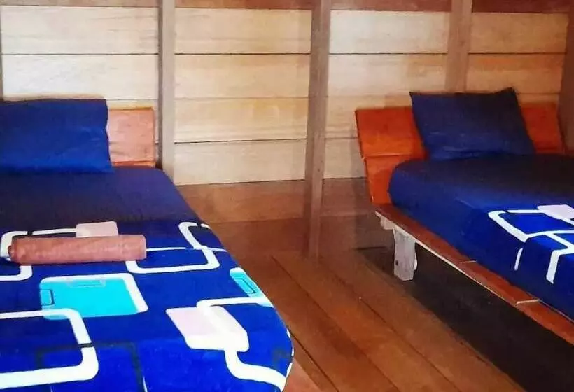 Retkeilymaja Nyang Ebay Surf Camp