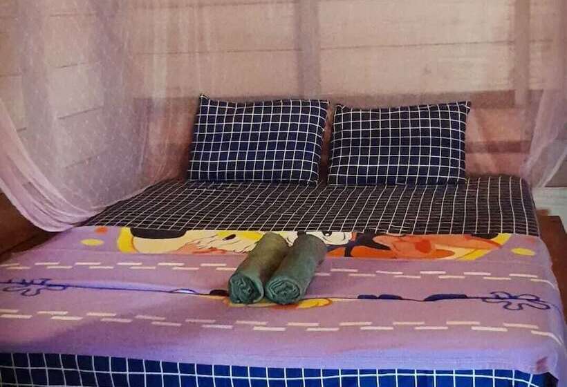 Hostel Nyang Ebay Surf Camp