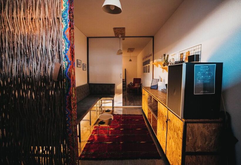هاستل Plis Room Old Bazaar
