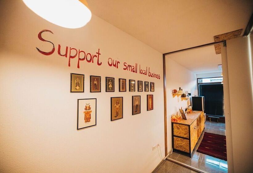 هاستل Plis Room Old Bazaar