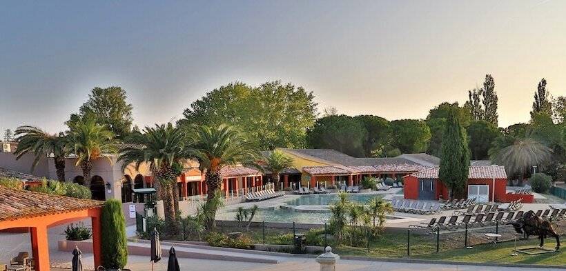 Sowell Residences Les Hameaux De Camargue