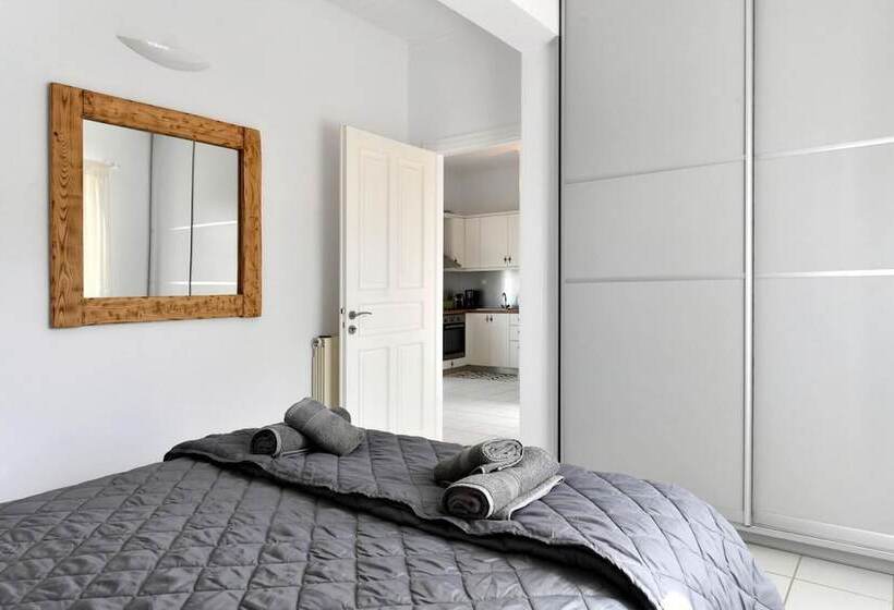 Anemolia Apartments With Pool