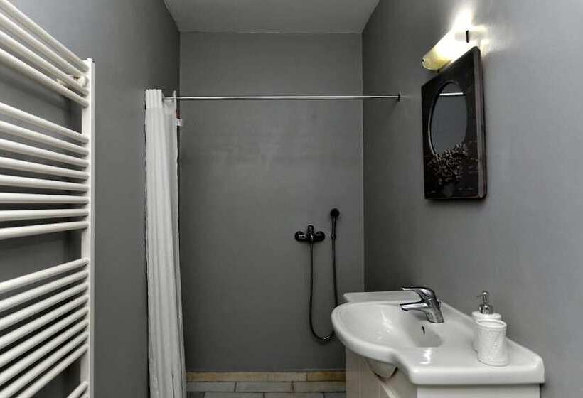 Anemolia Apartments With Pool