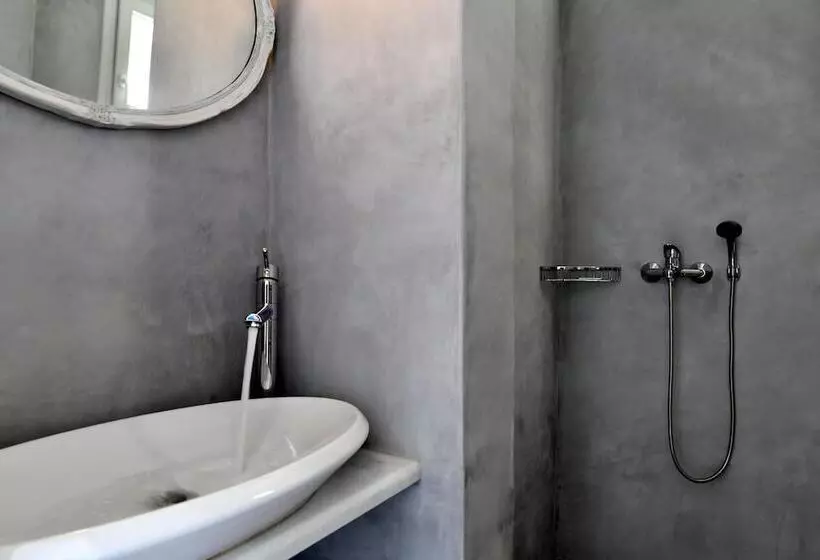 Anemolia Apartments With Pool