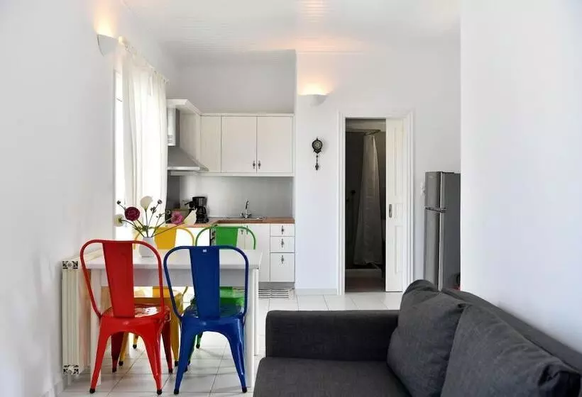 Anemolia Apartments With Pool