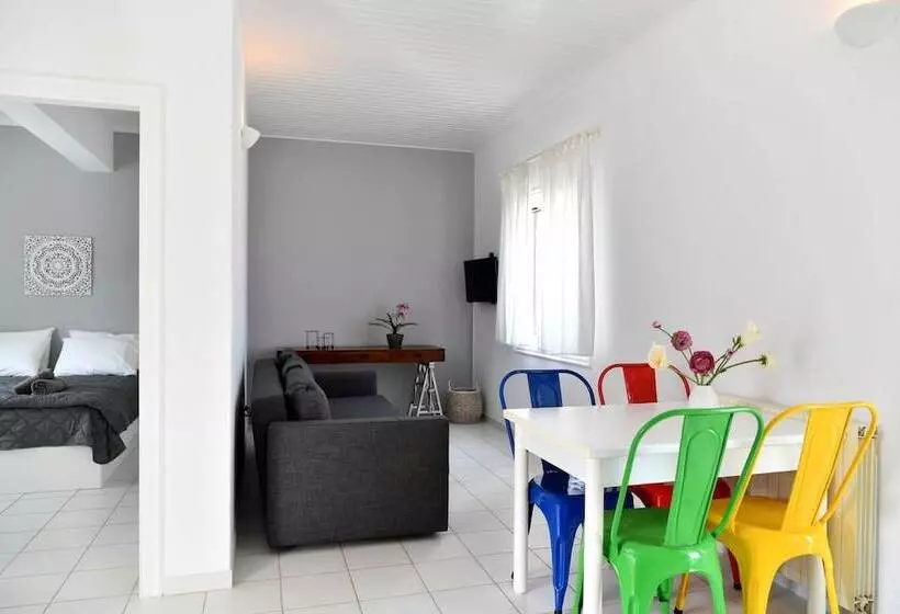 Anemolia Apartments With Pool