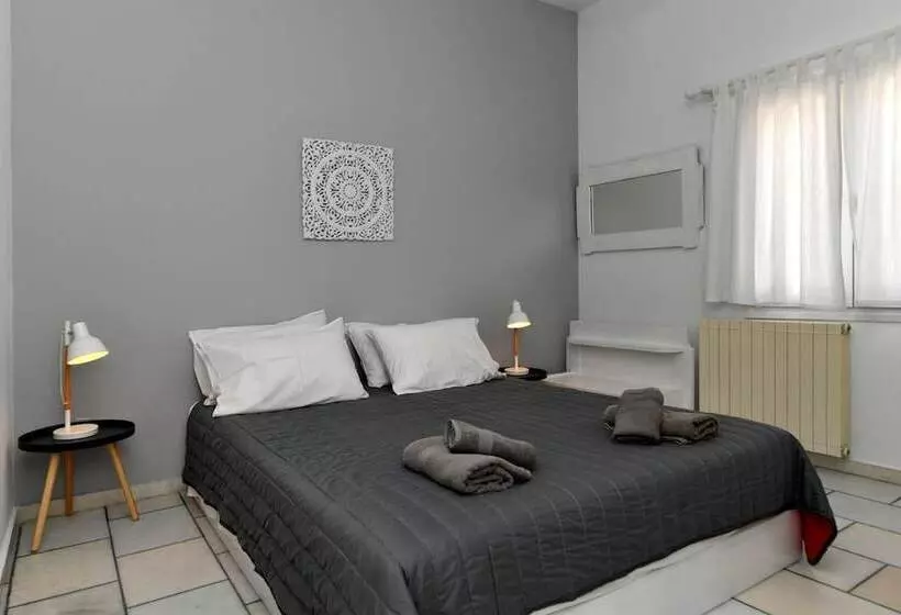 Anemolia Apartments With Pool