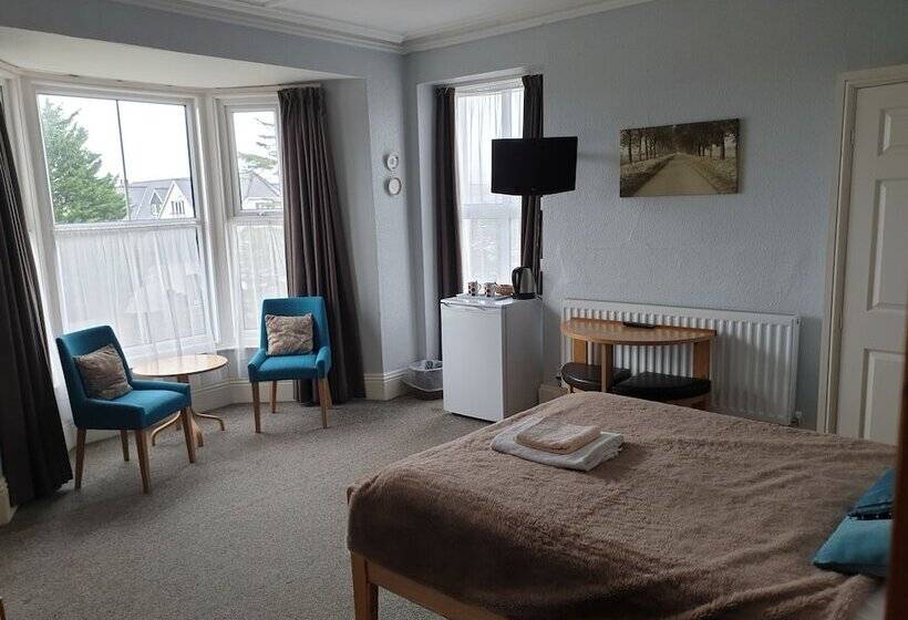 ベッドアンドブレックファースト Malin House