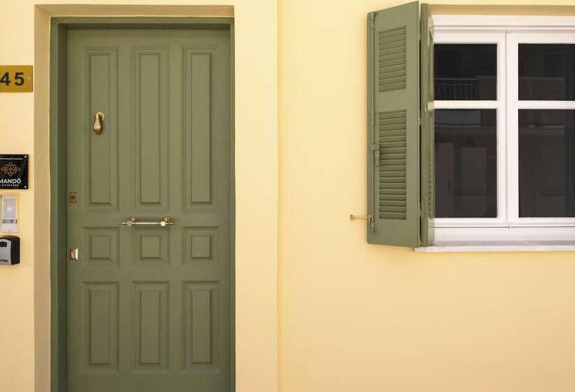 Отель Analiti Civita