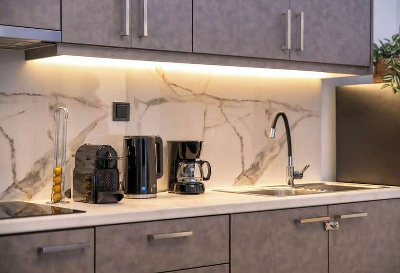 Отель Analiti Civita