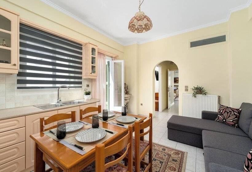 Отель Analiti Civita