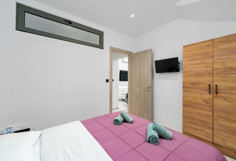 Отель Analiti Civita