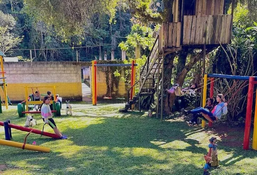 Maaseutuhotelli Fazenda Rancho Mineiro