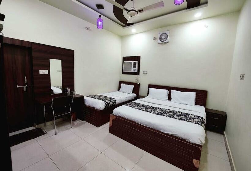 فندق Vrindavan Palace