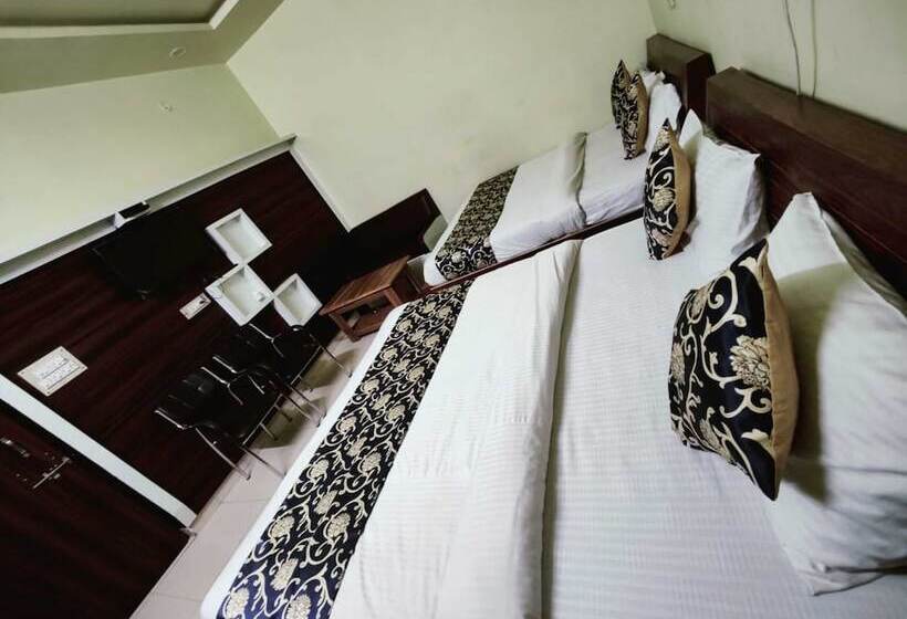 فندق Vrindavan Palace