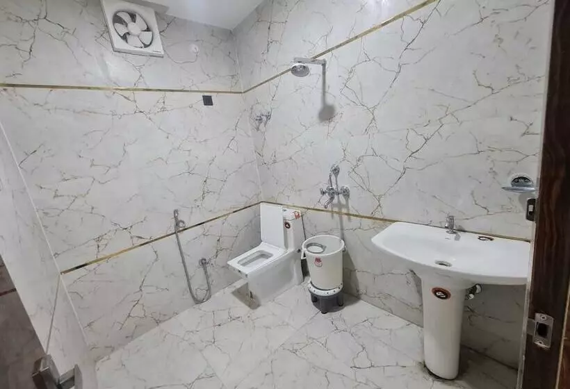ホテル Vrindavan Palace