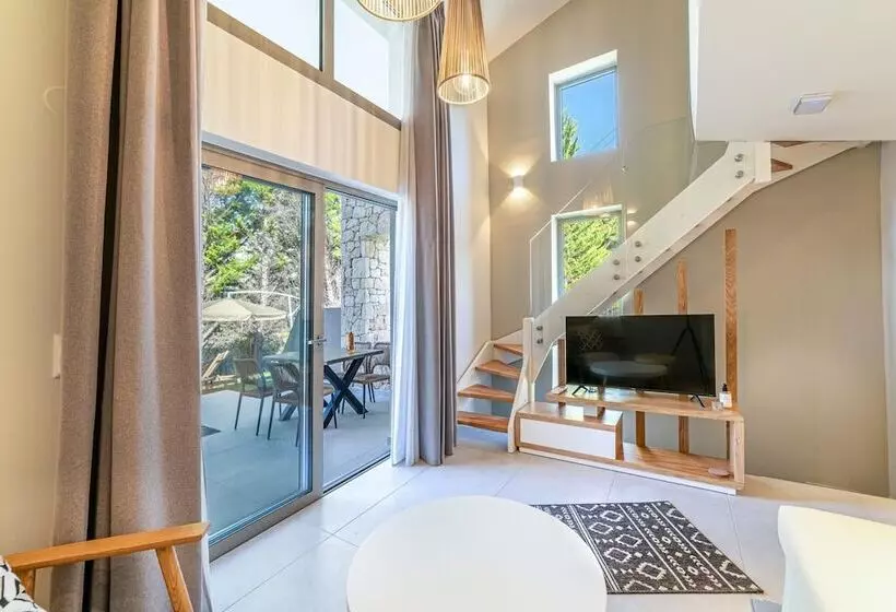 Pelagus Luxury Villas