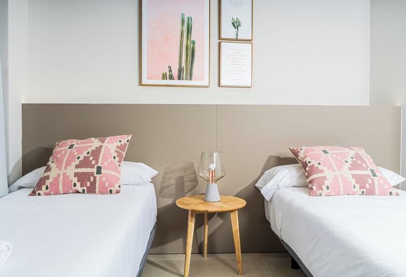 Apartamentos Turísticos Plaza Del Rey