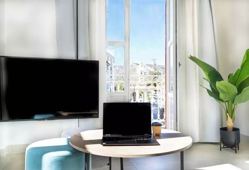 Apartamentos Turísticos Plaza Del Rey